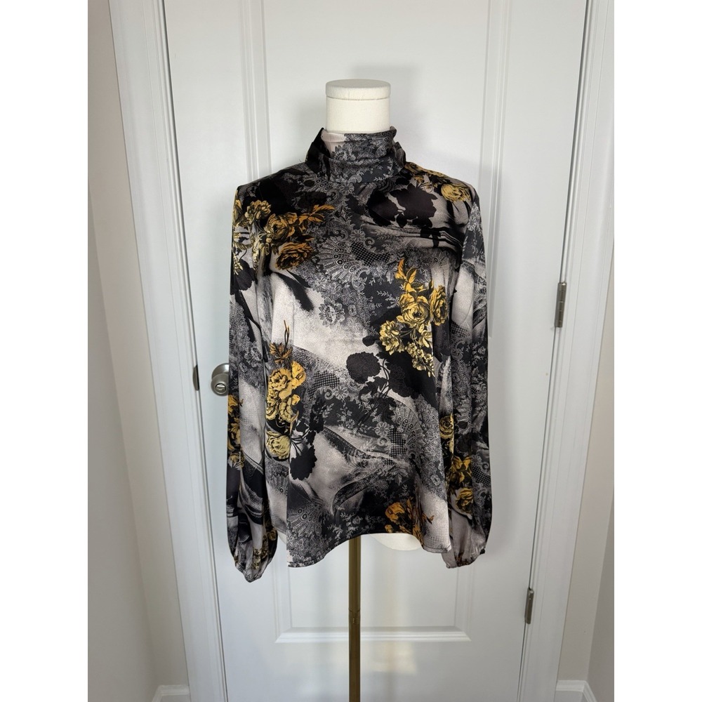 Marciano by GUESS Maggie Top Blouse Golden Rose Size Small NWT Glam Chic Luxe